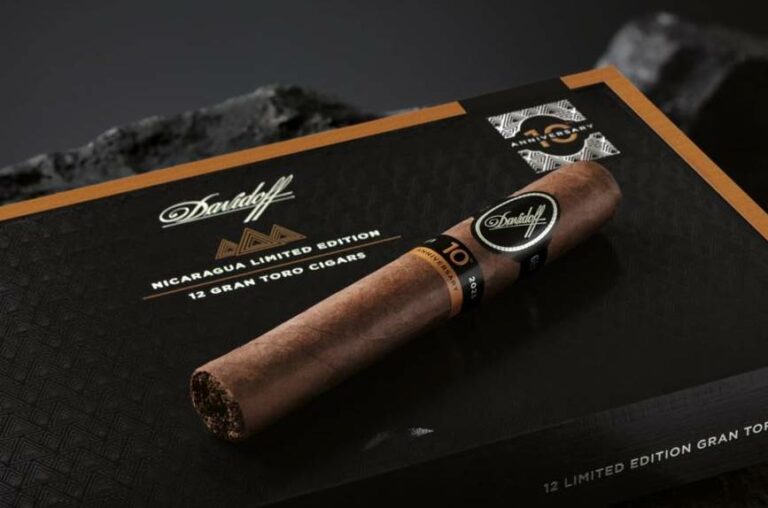 DAVIDOFF NICARAGUA 10TH ANNIV. LE 12S