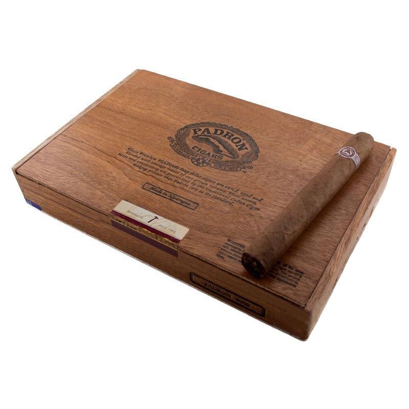 PADRON 4000 SERIE MADURO (GORDO) (26BUC/CUTIE)